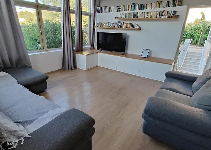 Stunning With Pool, Table Tennis, Table Soccer And A Pool Table * Naxxar